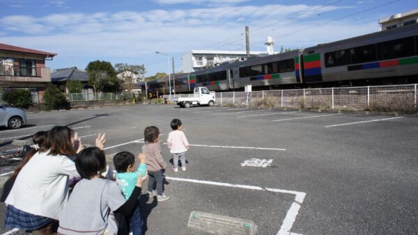 電車を見に行ったよ♪